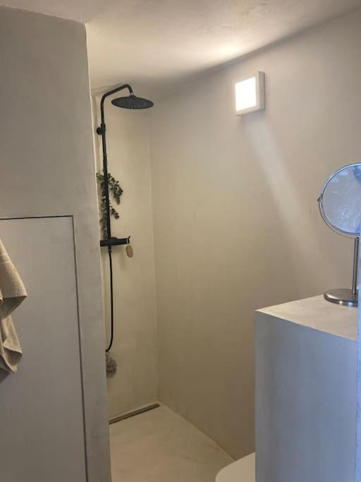 Loft -art And Chill- Parking Available Apartment Antwerpen